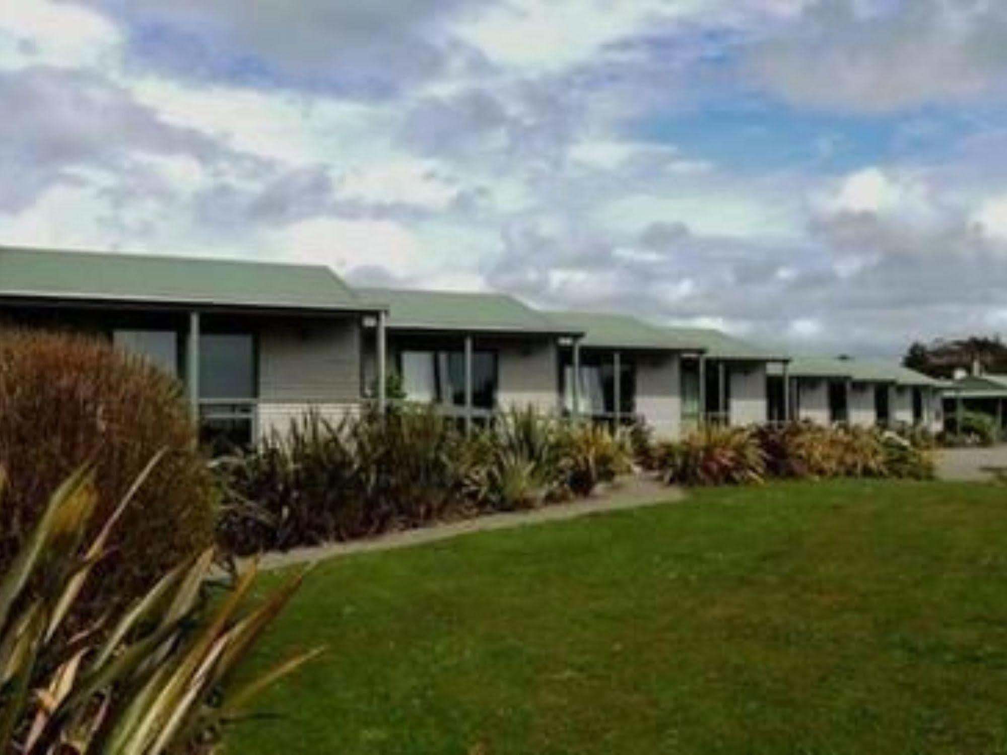 Omau Settlers Lodge Motel Cape Foulwind Екстериор снимка